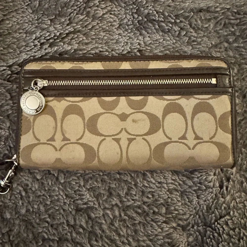 COACH Signature Y2K Wallet